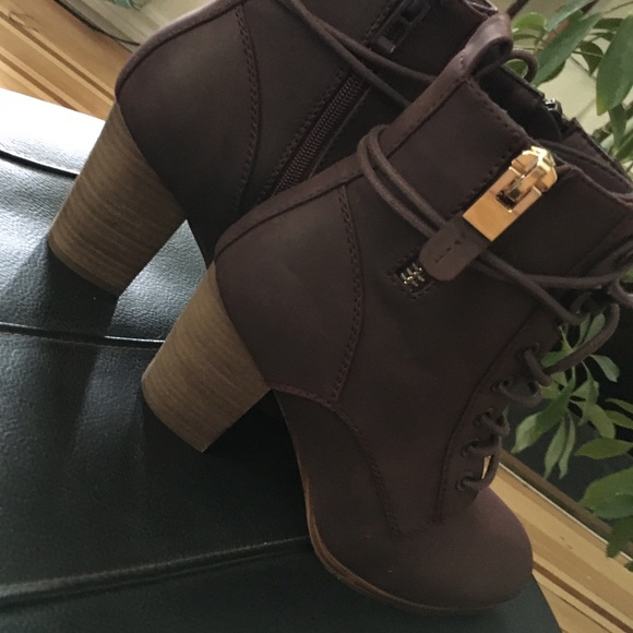 Burgundy fashion✨Booties - Picture 6 of 8